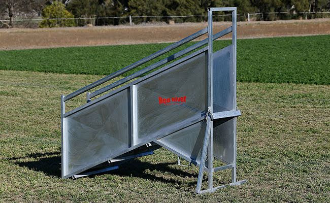 Red River Adjustable Sheep Loading Ramp