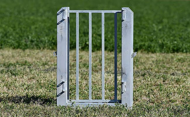 Red River Sheep Tumble Gate